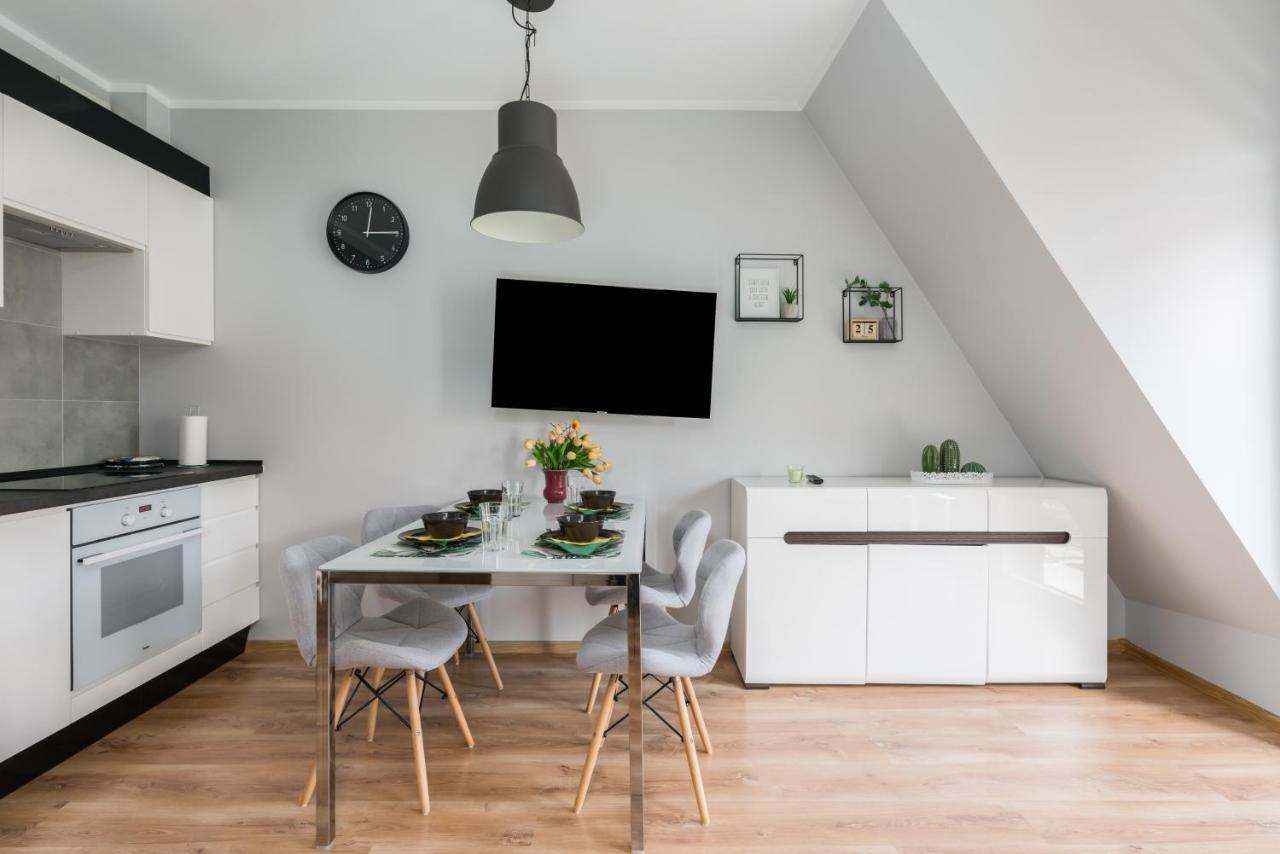 Apartment Rozana Poznan By Noclegi Renters Εξωτερικό φωτογραφία