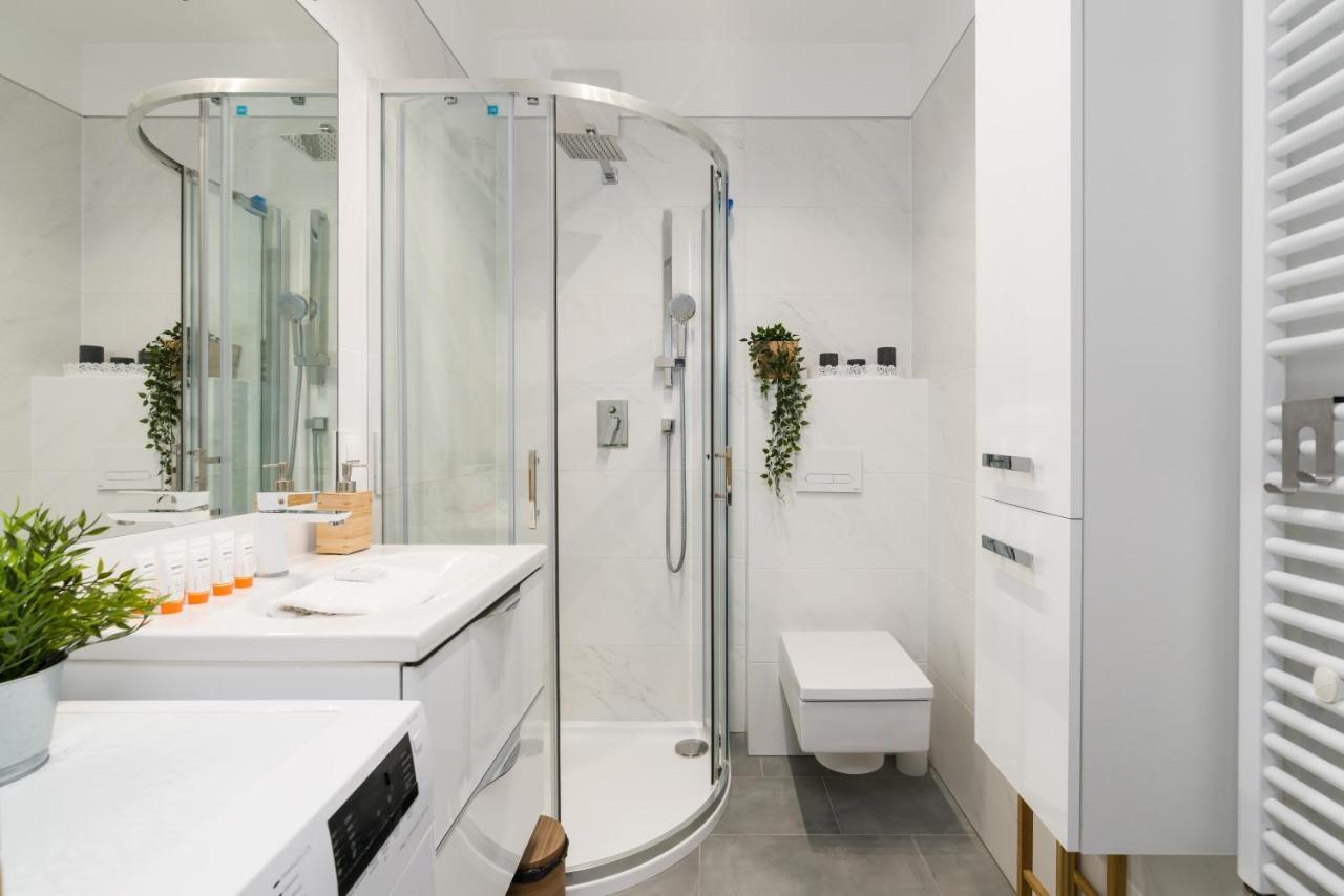 Apartment Rozana Poznan By Noclegi Renters Εξωτερικό φωτογραφία